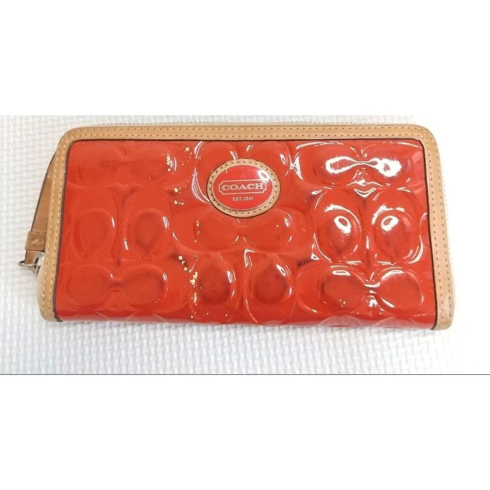 Coach Patent Leather Bifold wallet